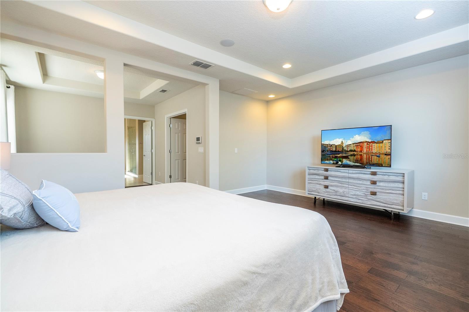 ROYAL LEGACY ESTATES - Residential