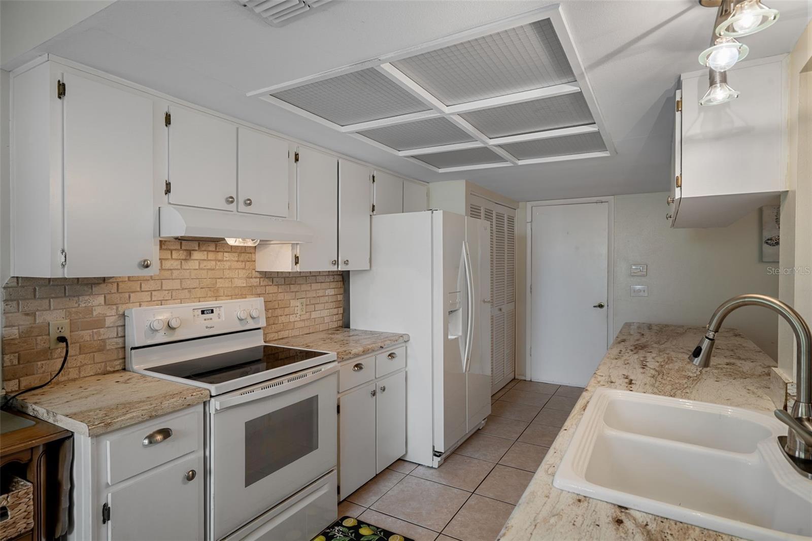 TIMBER PINES - Residential