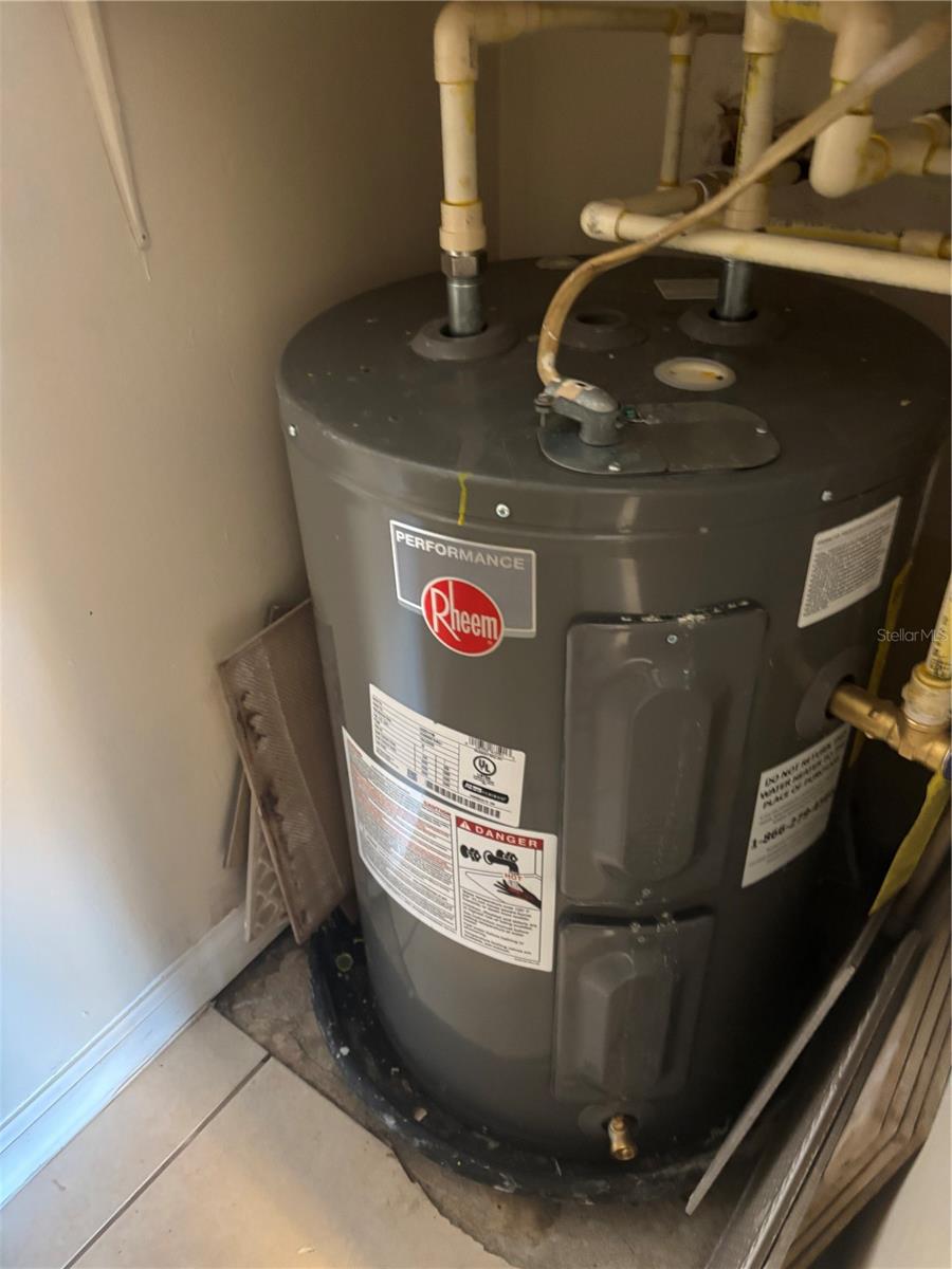 SANDY COVE - Residential