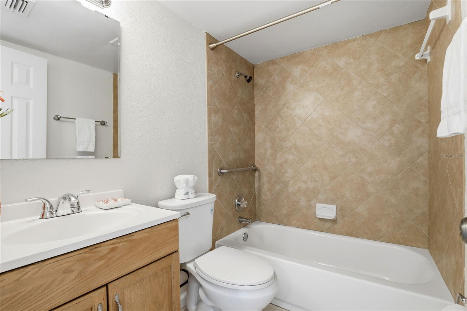 SANDY COVE - Residential