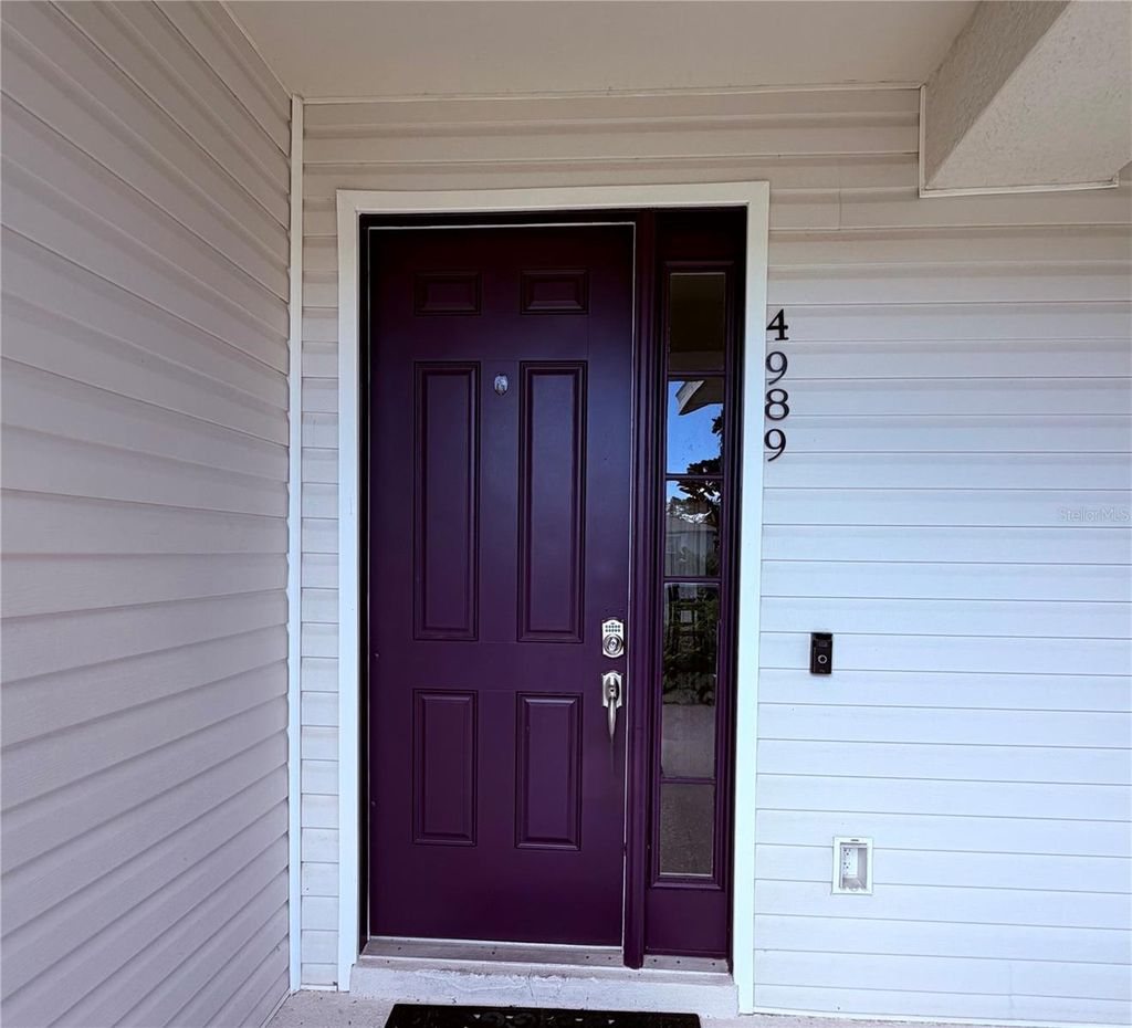 Photo of 4989 Bond Street W, Kissimmee, FL 34758 (MLS # O6354088)