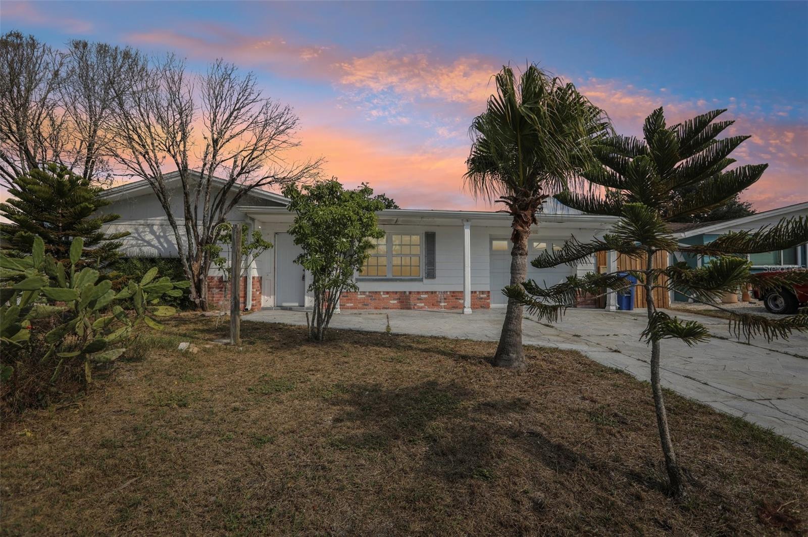 BEACON SQUARE - Residential