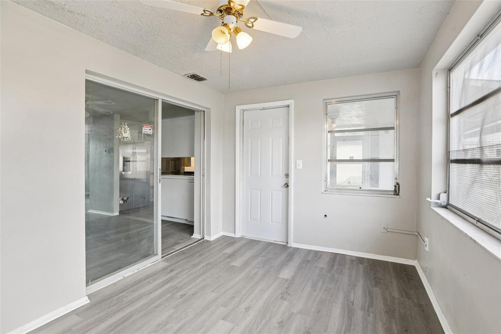 BEACON SQUARE - Residential