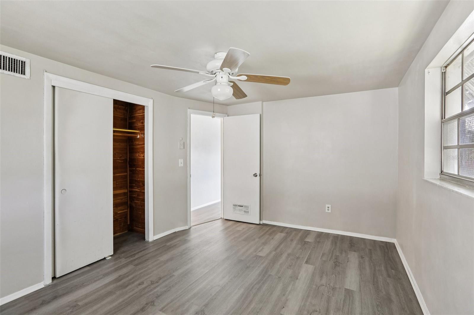 BEACON SQUARE - Residential