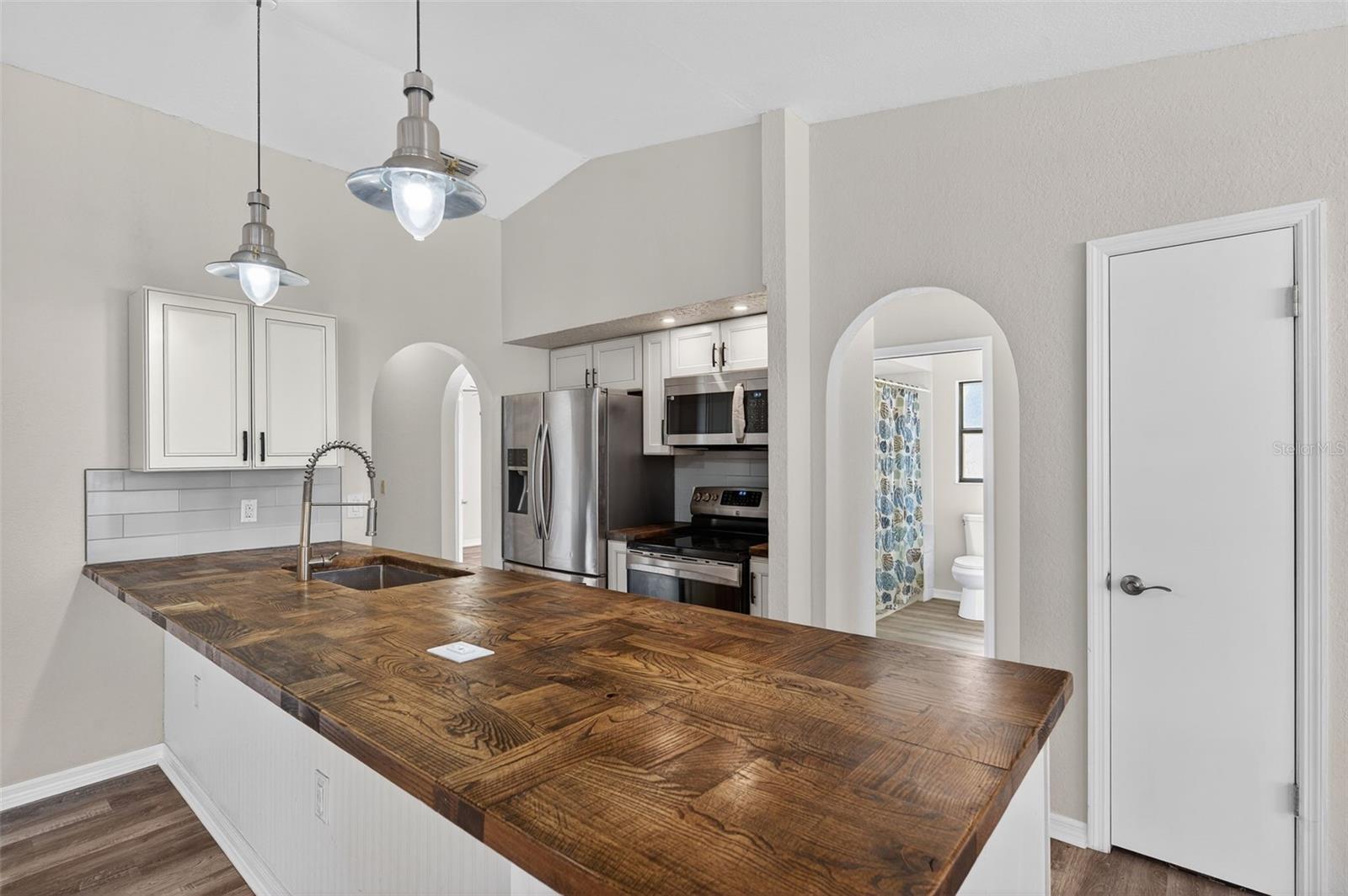 SPRING HILL - Residential