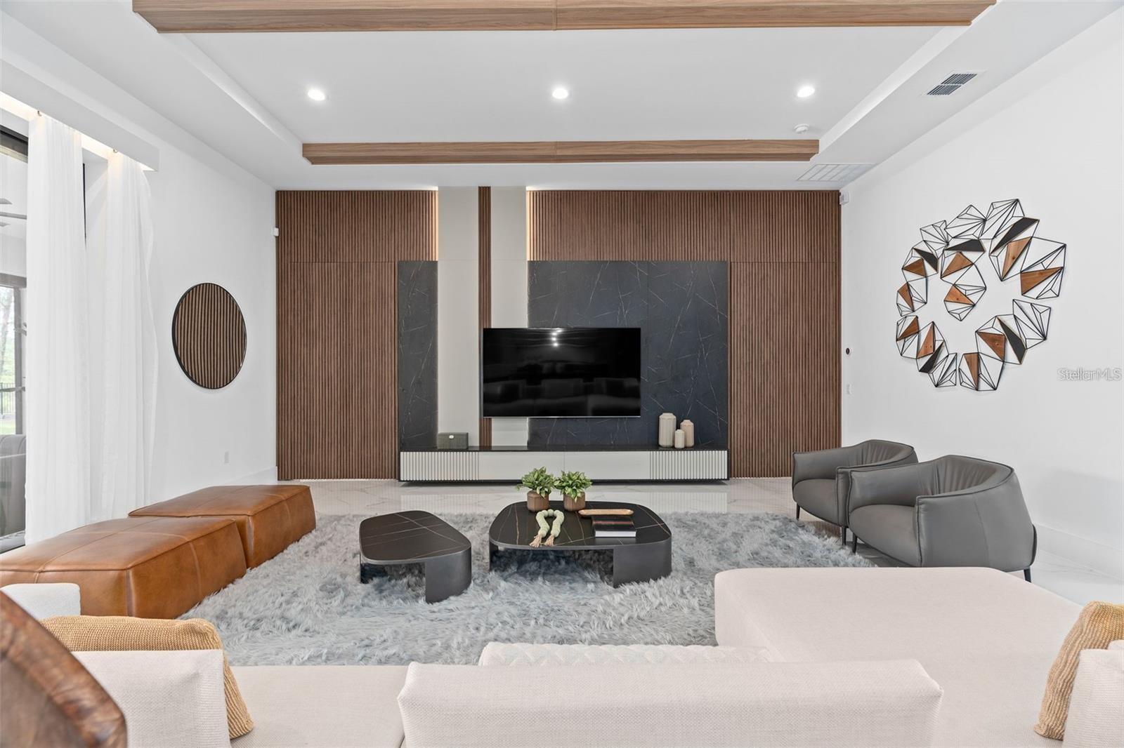 BELLA COLLINA SUB - Residential