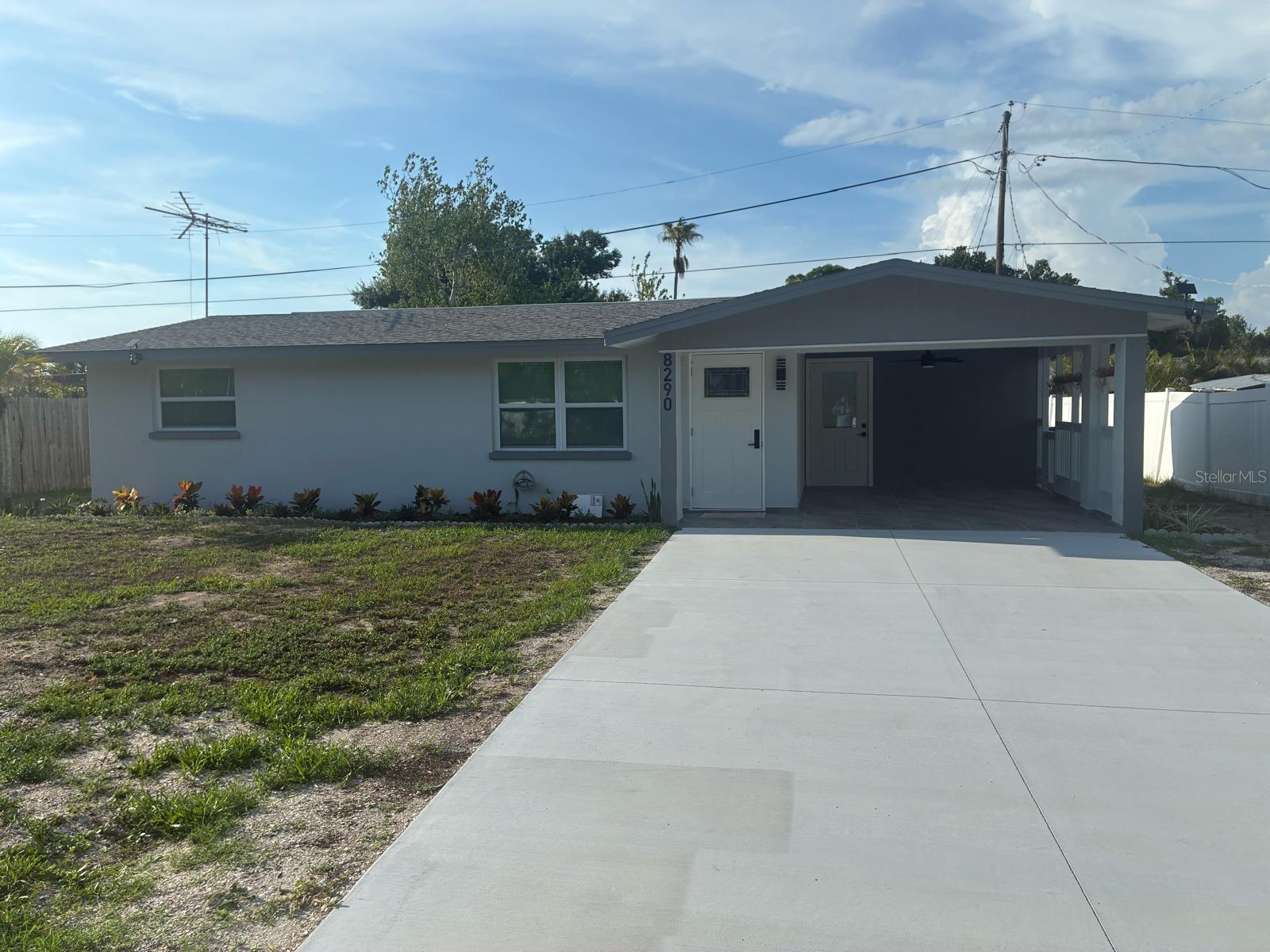 Photo 1 of 20 — 8290 OSPREY ROAD, ENGLEWOOD, FL 34224