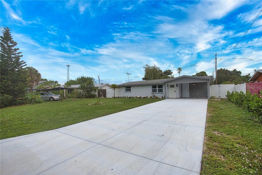 Photo of 8290 Osprey Road, Englewood, FL 34224 (MLS # C7527939)