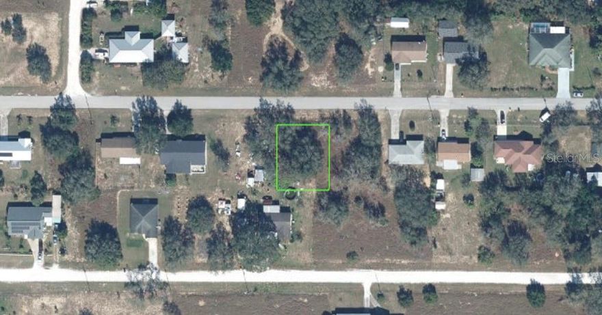 Prime buildable lot in Avon Park — a great opportunity for investors or builders. This vacant lot is zoned Residential Single Family with no HOA, giving you flexibility to build without extra restrictions. Located on an asphalt/paved road - Secure this land today!
Parcel ID: C-01-33-28-010-0001-3379
