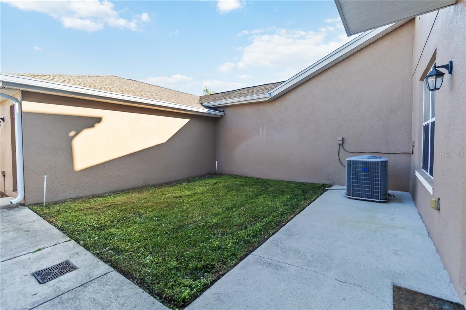 TURTLE CREEK PH 1A - Residential Lease