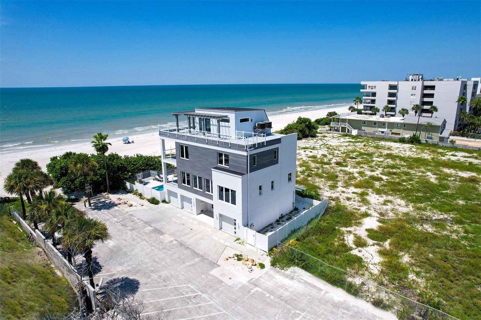INDIAN ROCKS BEACH - Residential