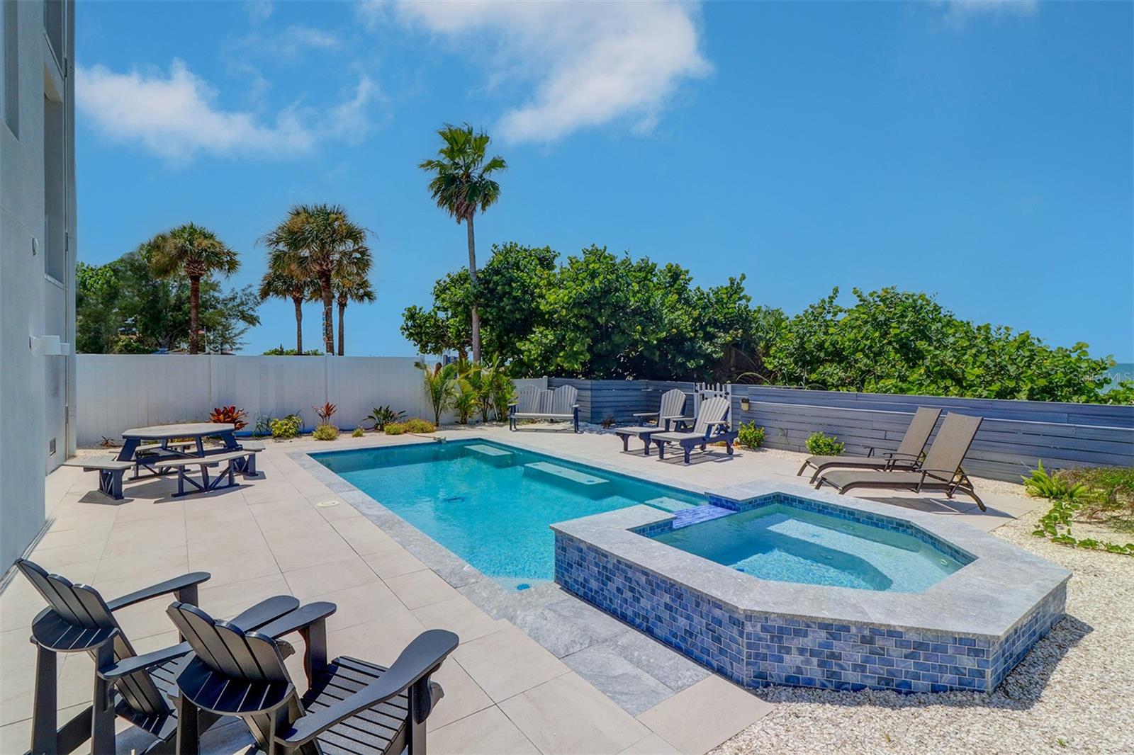 INDIAN ROCKS BEACH - Residential