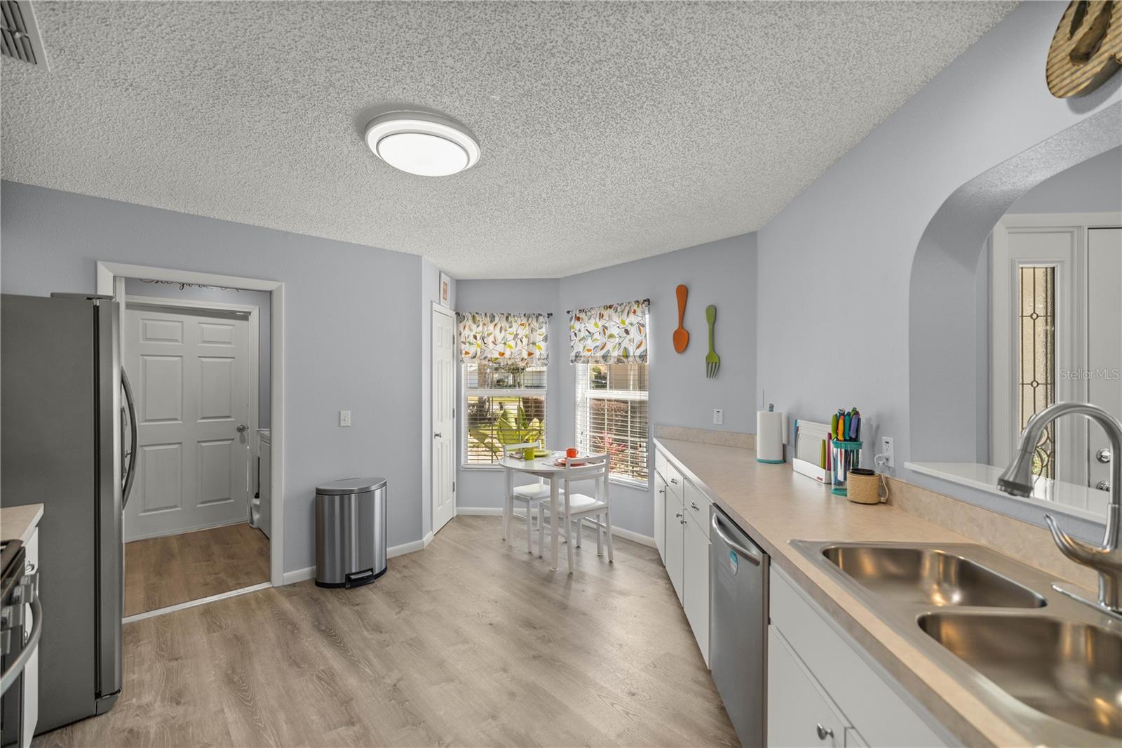 ON TOP OF THE WORLD - Residential