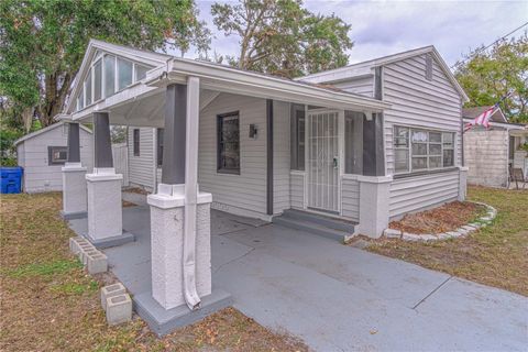 A home in SAINT CLOUD