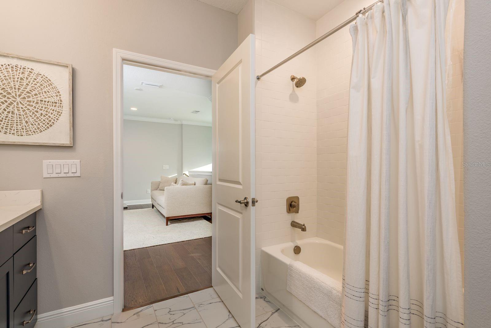 TOWNS AT SPRING LAKE - Residential