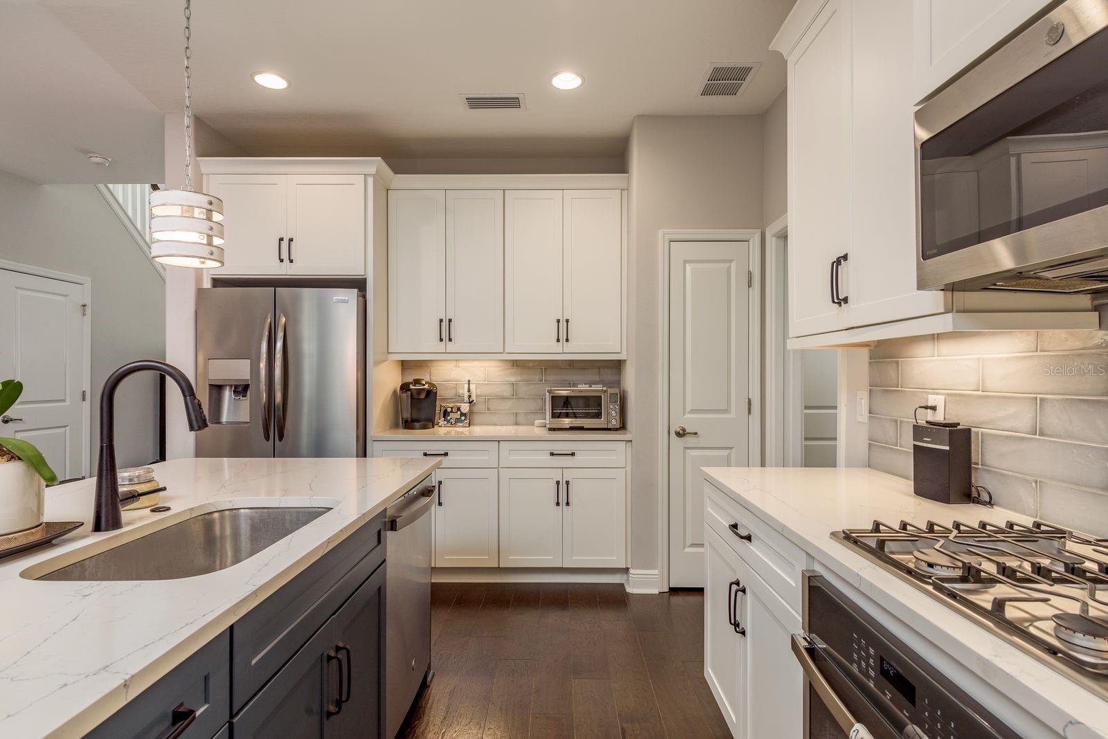 TOWNS AT SPRING LAKE - Residential