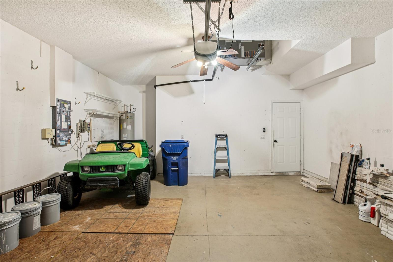 KEY VISTA PH 4 - Residential