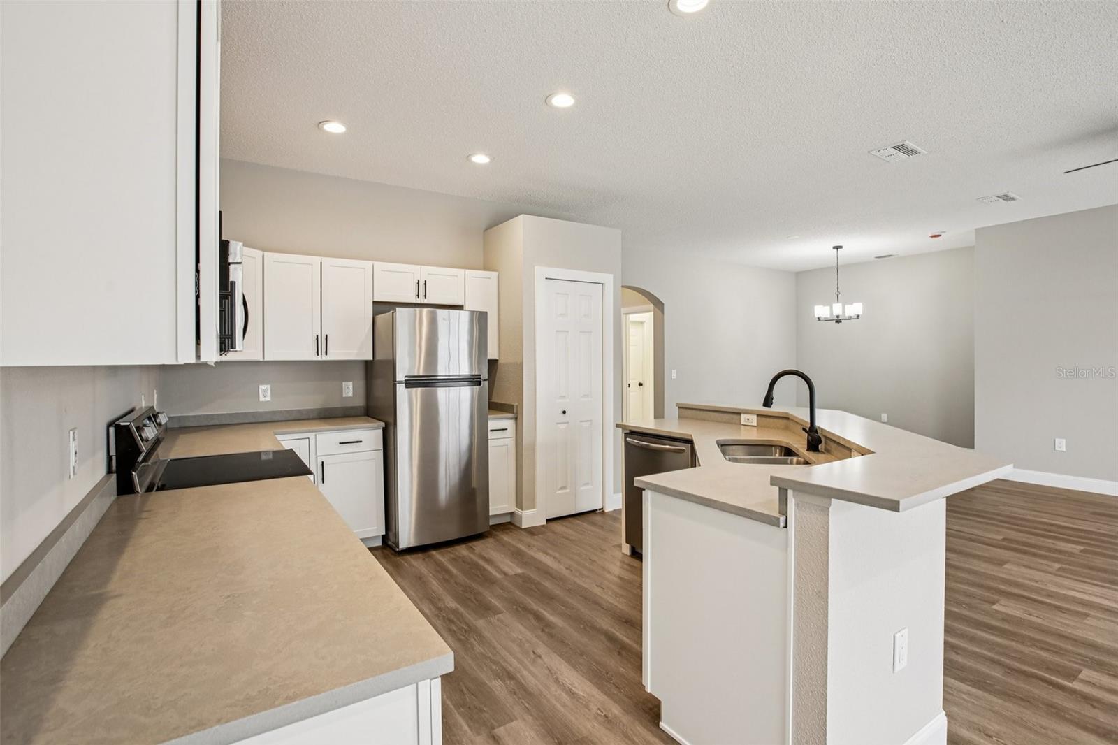 KEY VISTA PH 4 - Residential