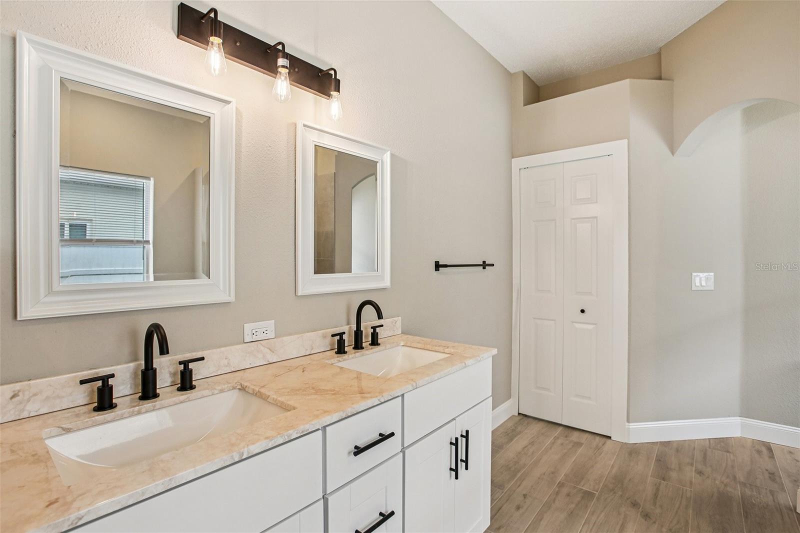 KEY VISTA PH 4 - Residential