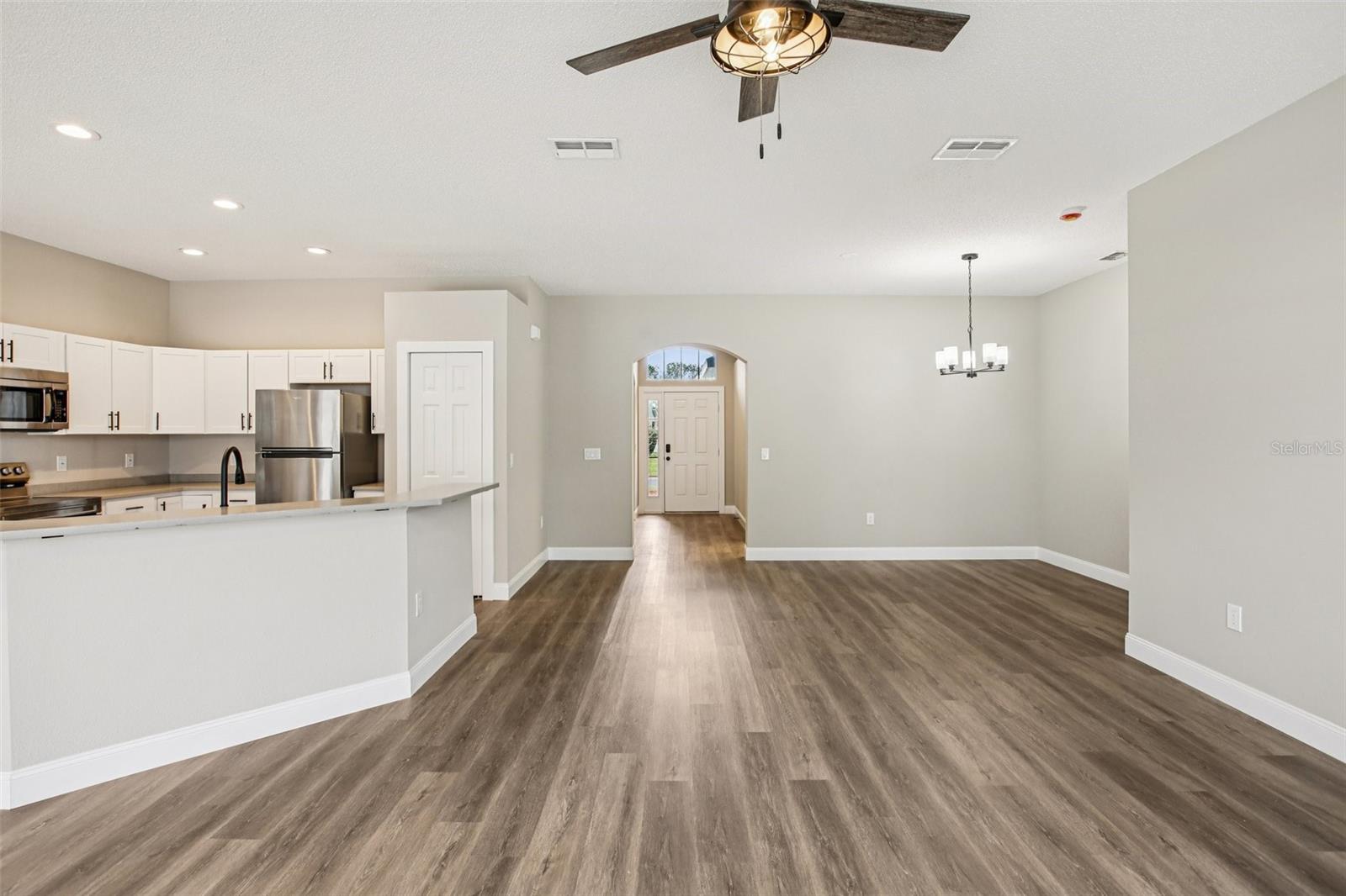 KEY VISTA PH 4 - Residential