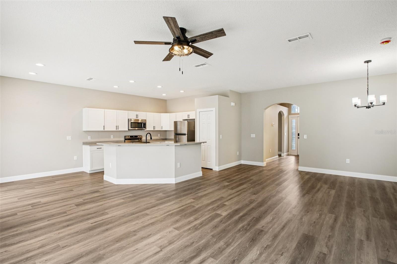 KEY VISTA PH 4 - Residential