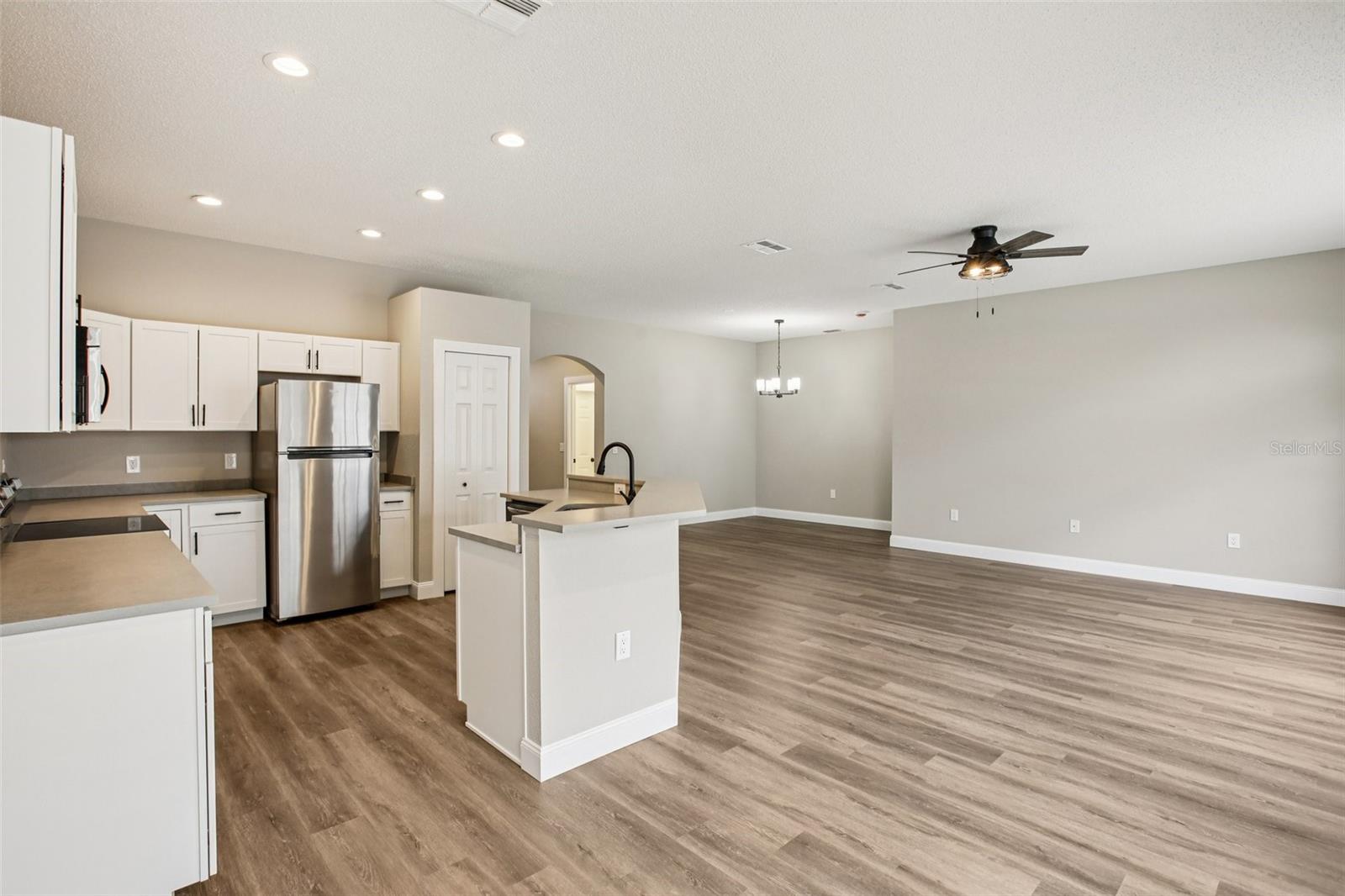 KEY VISTA PH 4 - Residential