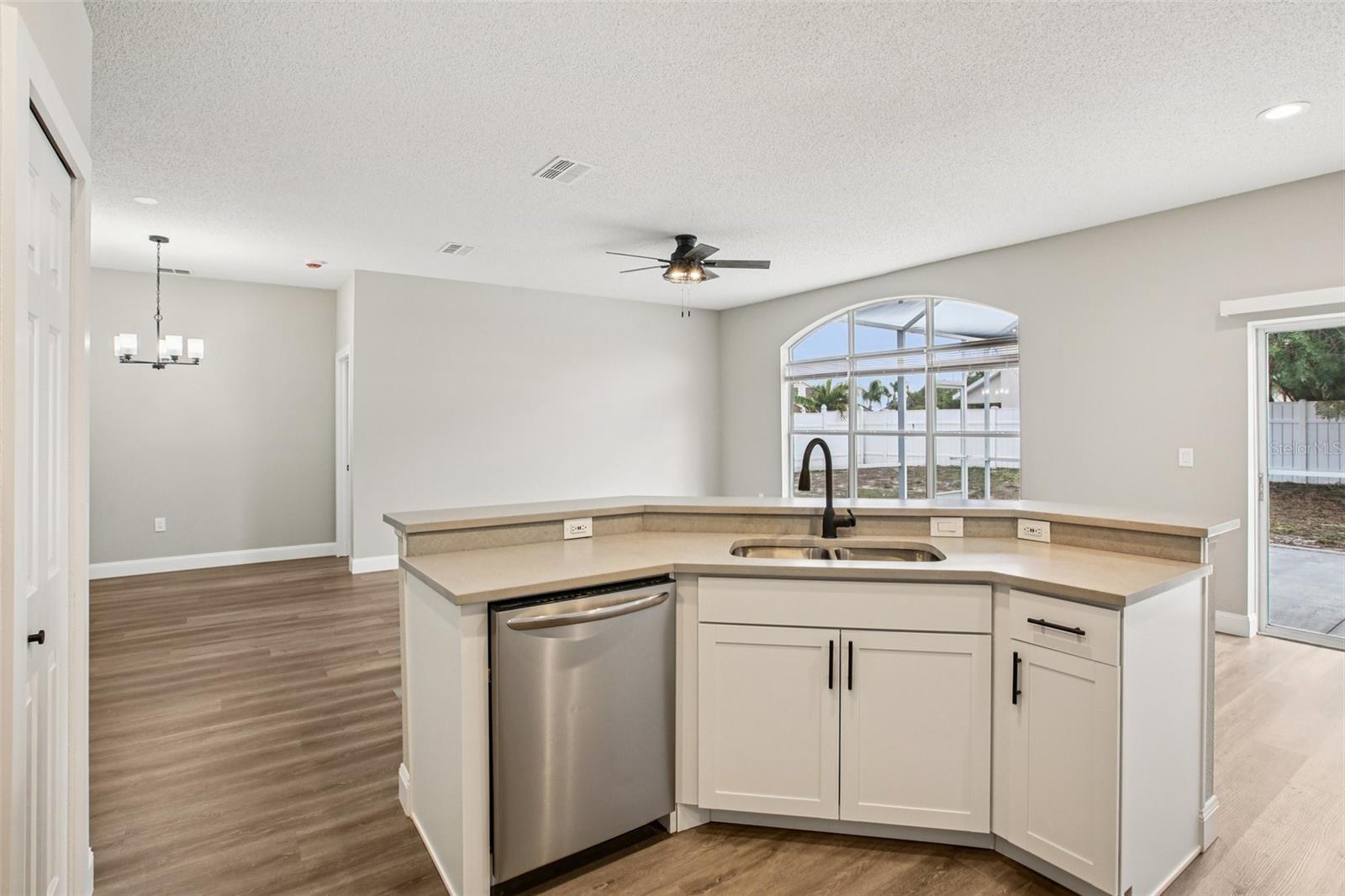 KEY VISTA PH 4 - Residential