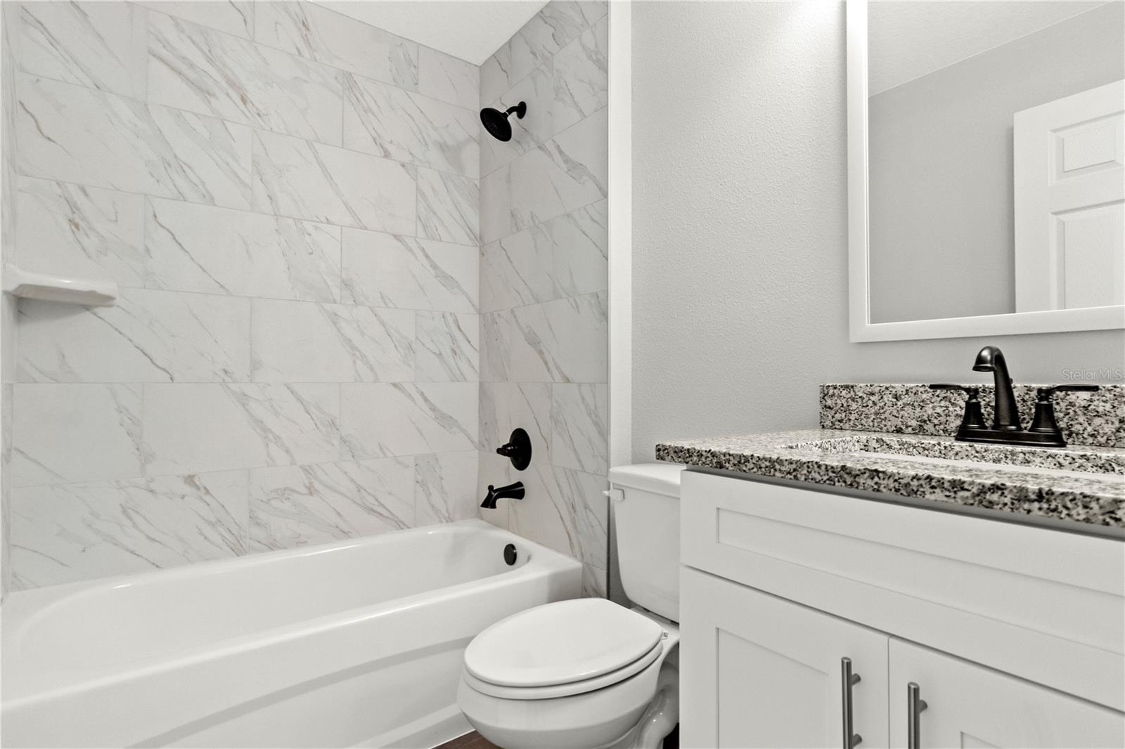 SEBRING COUNTRY EST - Residential