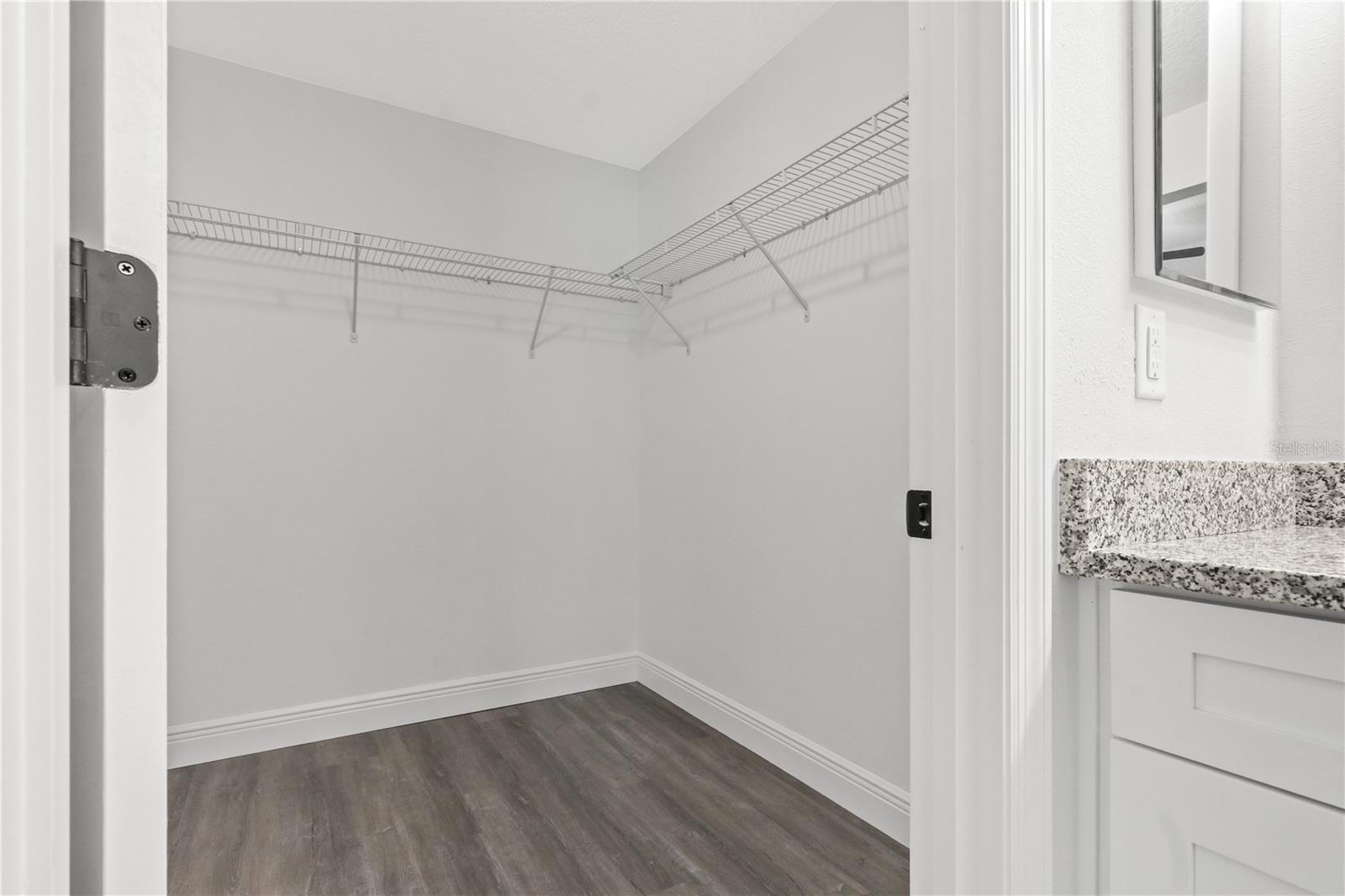 SEBRING COUNTRY EST - Residential