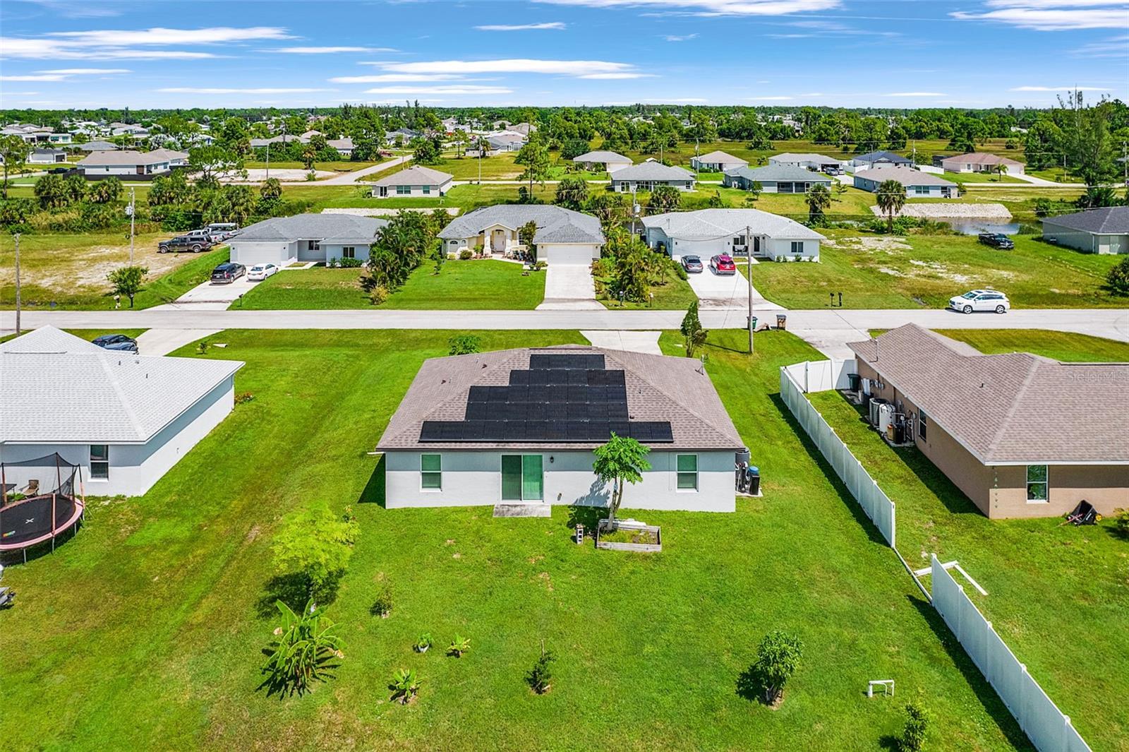 CAPE CORAL - Residential