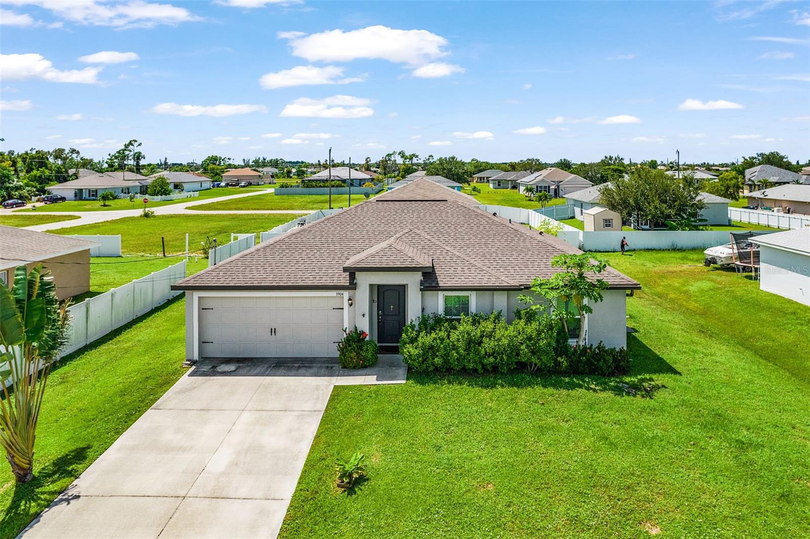 CAPE CORAL - Residential