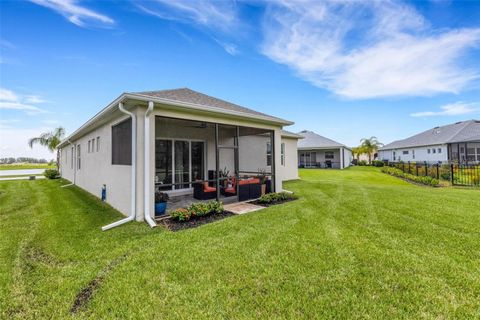 A home in PARRISH