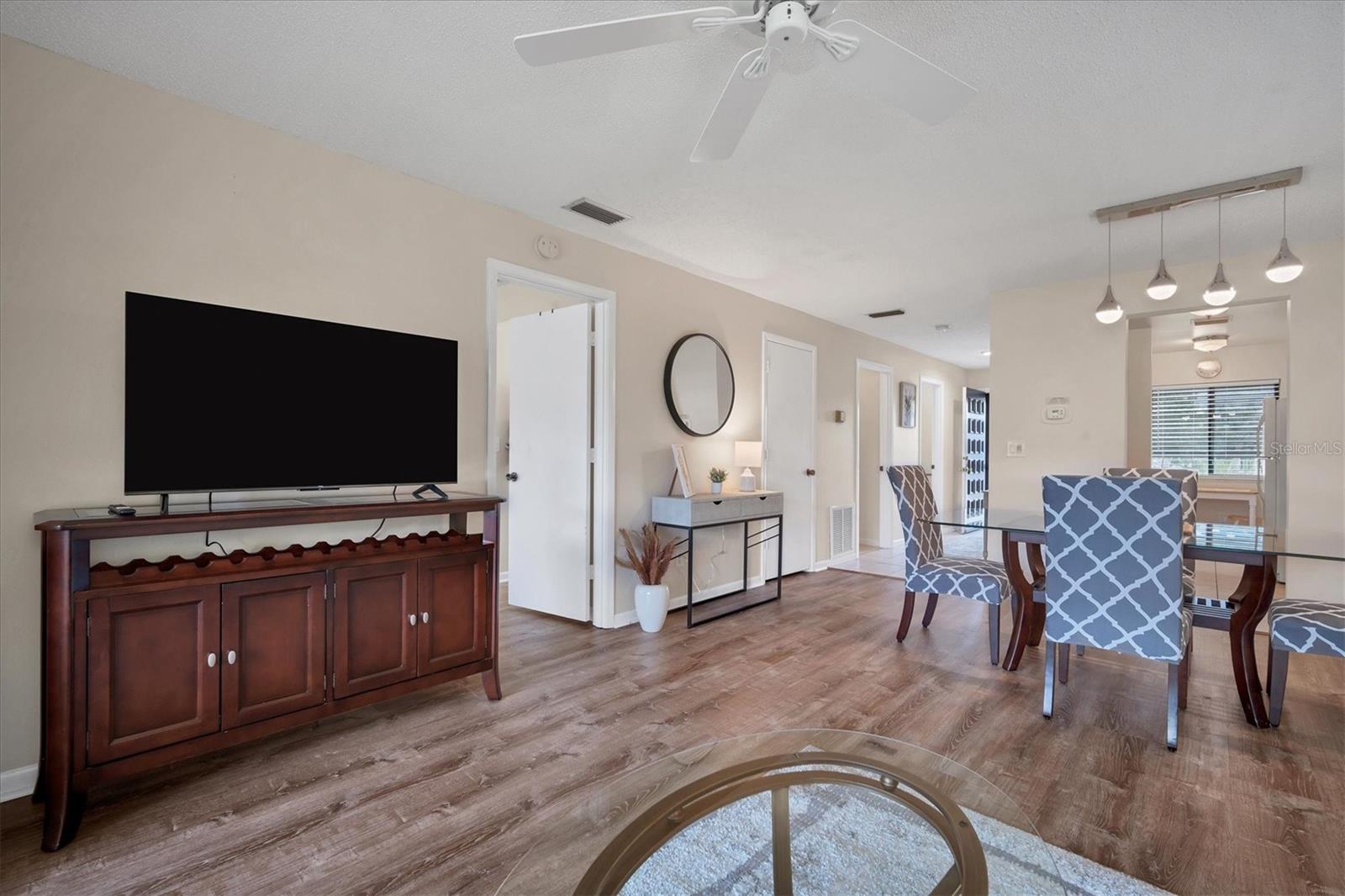LONGWATER CHASE - Residential Lease