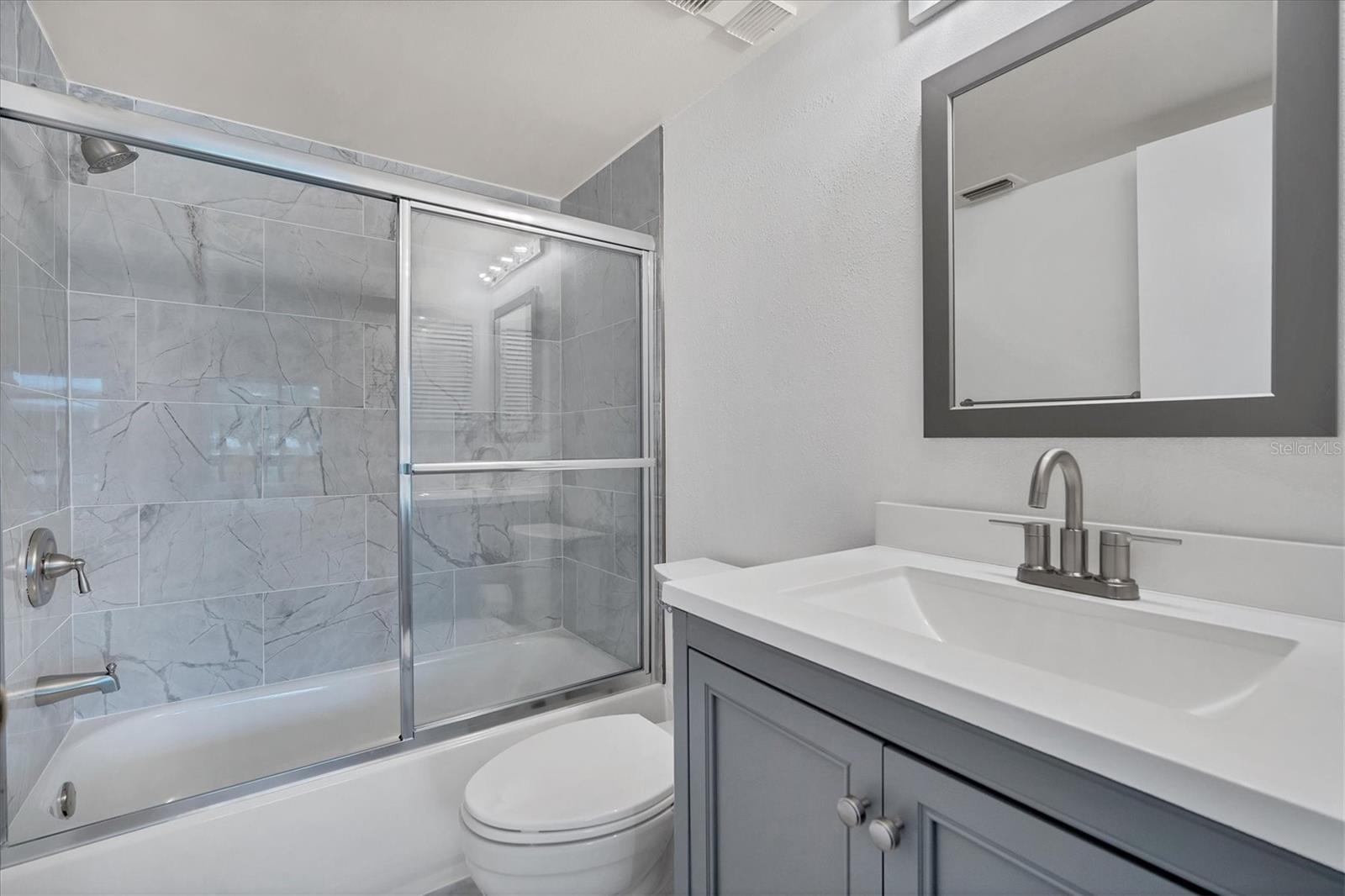 LONGWATER CHASE - Residential Lease