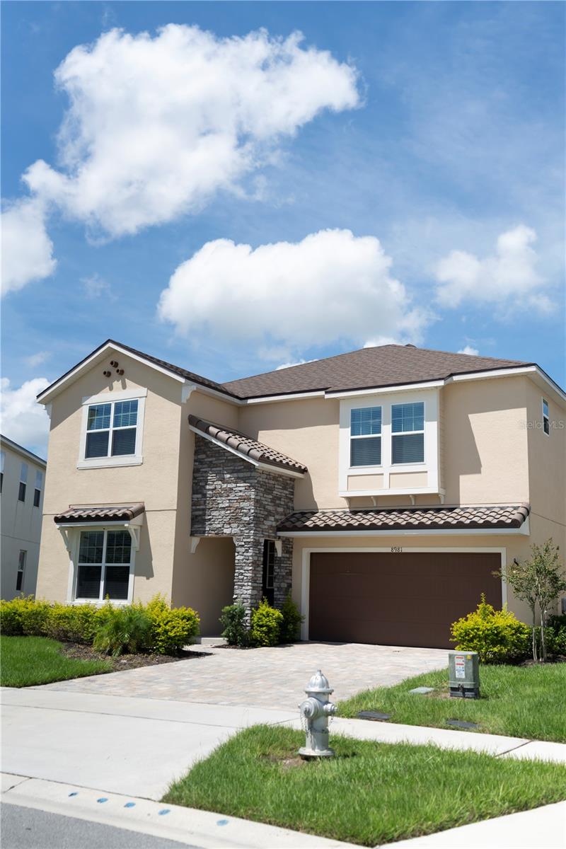 8981 AMELIA DOWNS TRAIL
