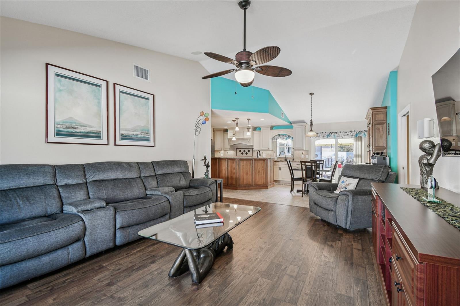 BUCKHORN SECOND ADD UNIT - Residential