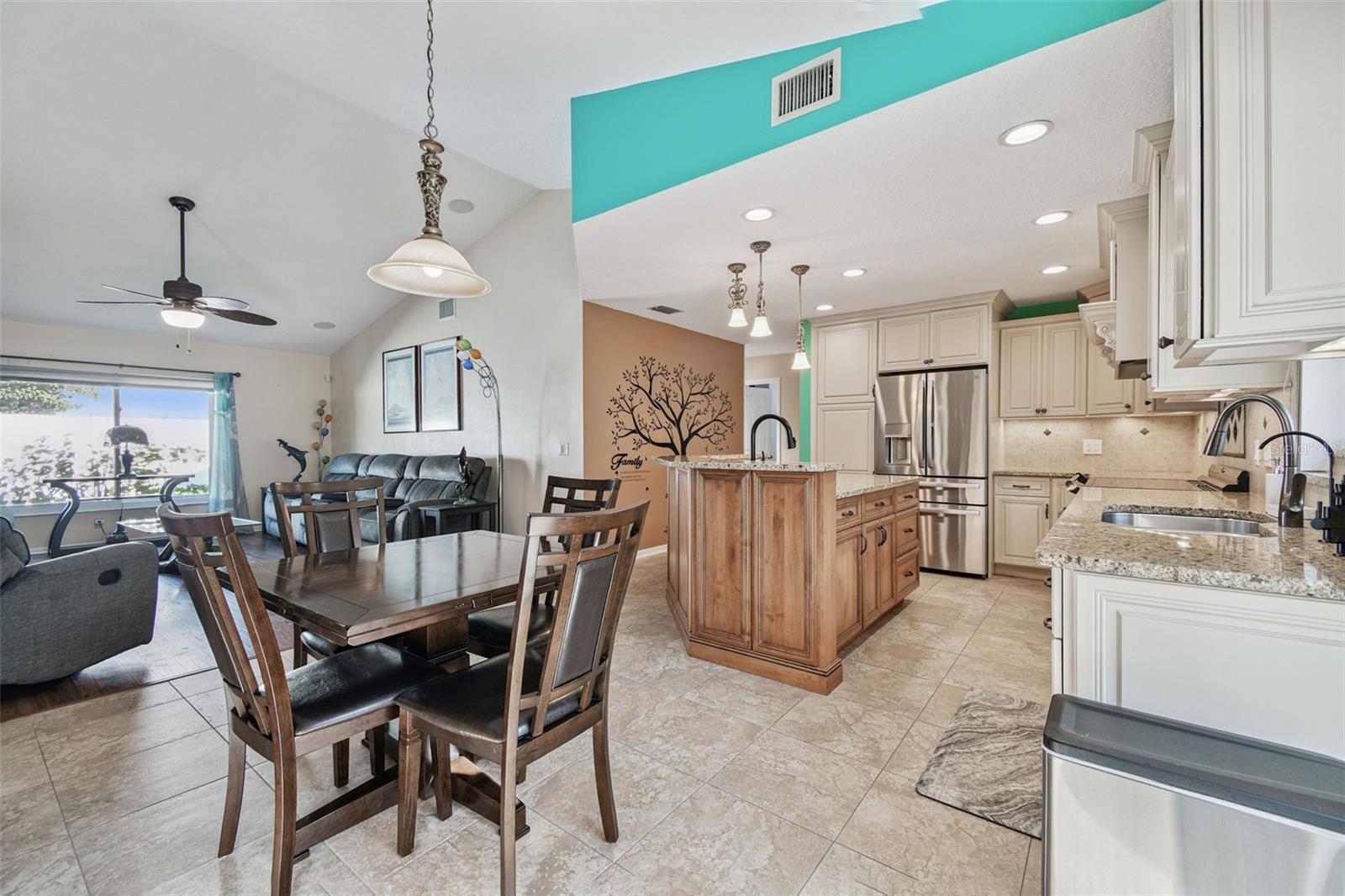 BUCKHORN SECOND ADD UNIT - Residential