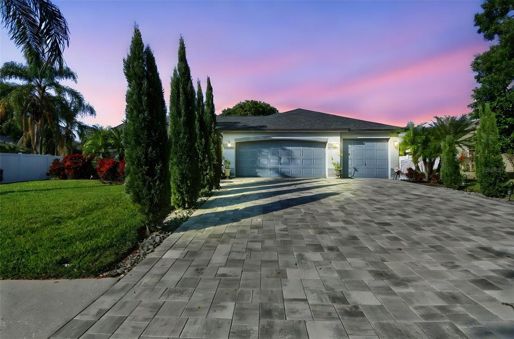 Photo of 2713 Crestfield Drive, Valrico, FL 33596 (MLS # TB8456574)