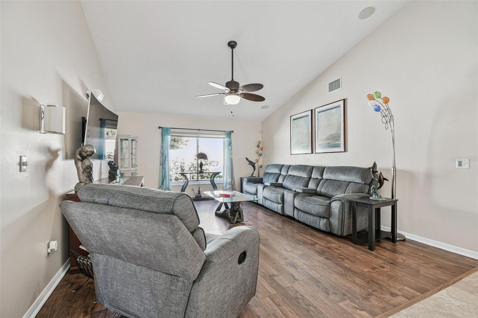 BUCKHORN SECOND ADD UNIT - Residential