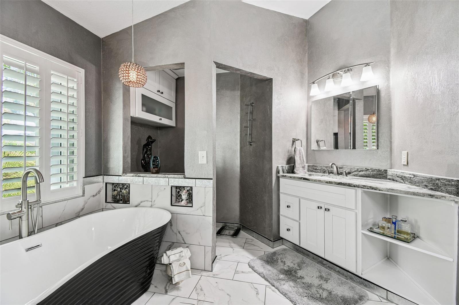 BUCKHORN SECOND ADD UNIT - Residential