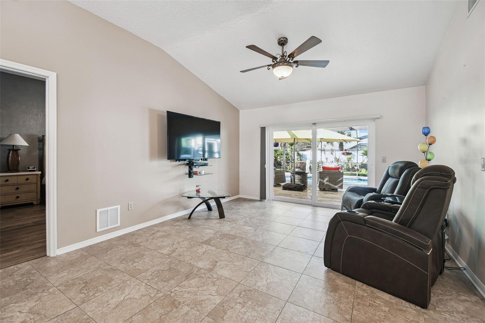 BUCKHORN SECOND ADD UNIT - Residential