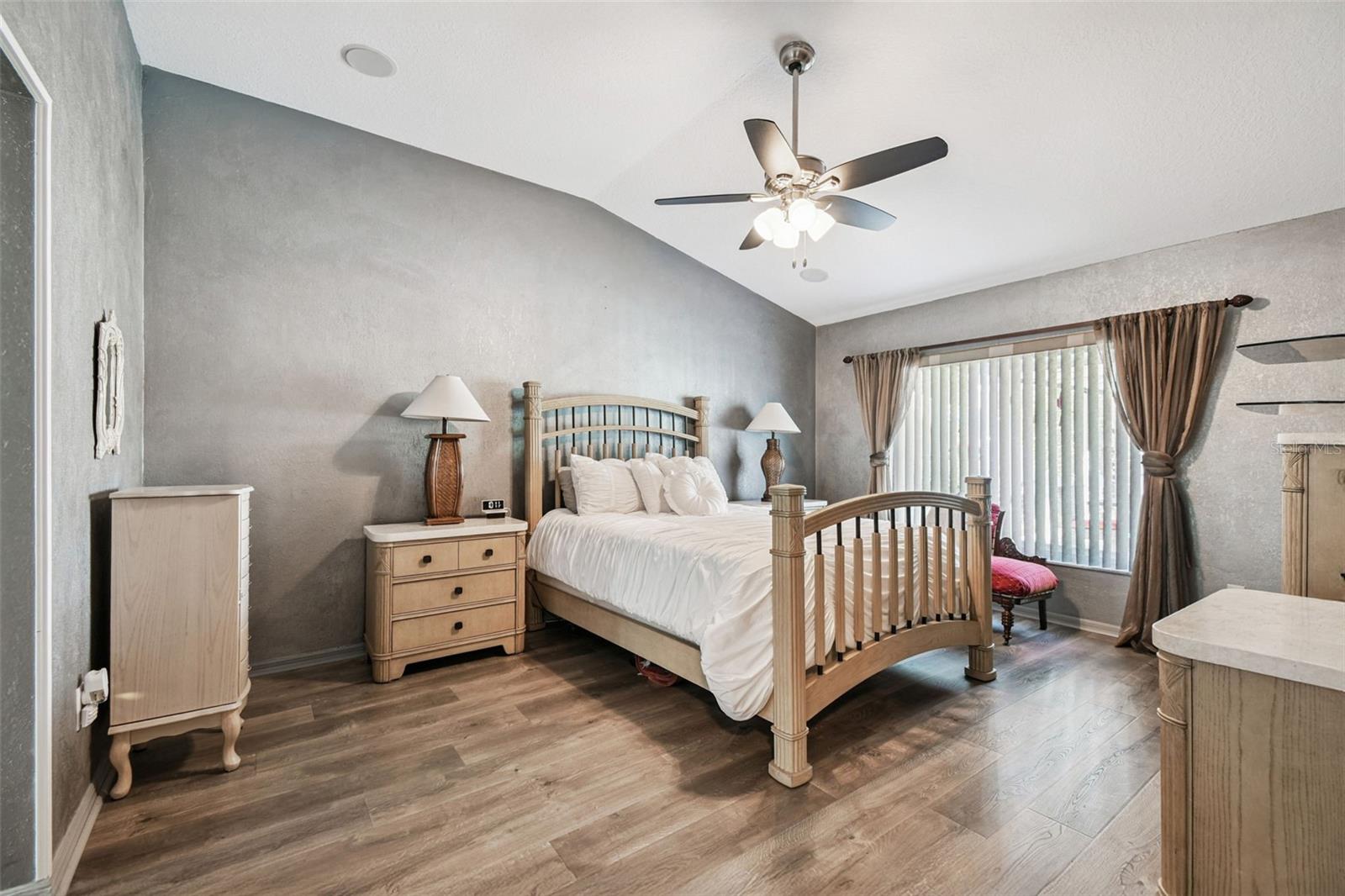 BUCKHORN SECOND ADD UNIT - Residential