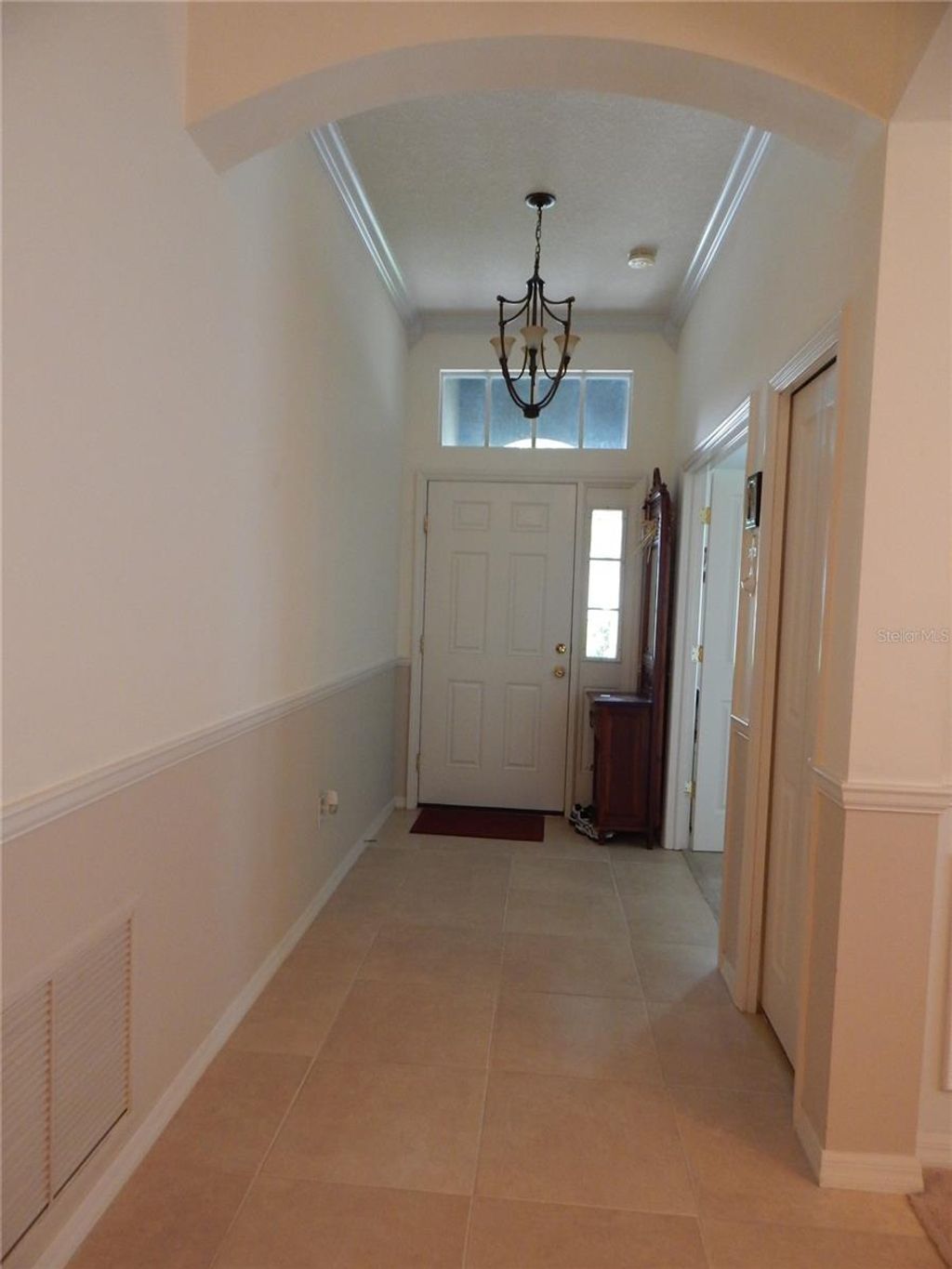 Photo of 6433 Bridgecrest Drive, Lithia, FL 33547 (MLS # TB8508796)