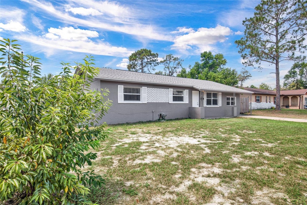 Photo of 4822 Okeefe Street, Orlando, FL 32808 (MLS # O6427590)