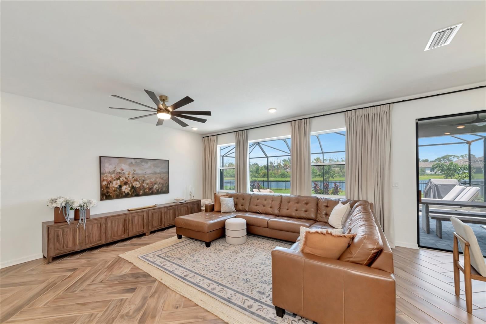 8736 WINDLASS COVE