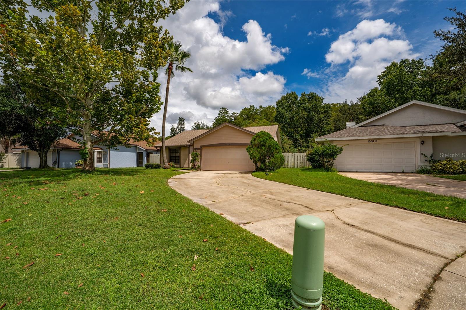 2425 PEWTER COURT