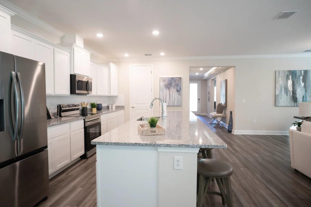 MOUNT PLYMOUTH - Residential