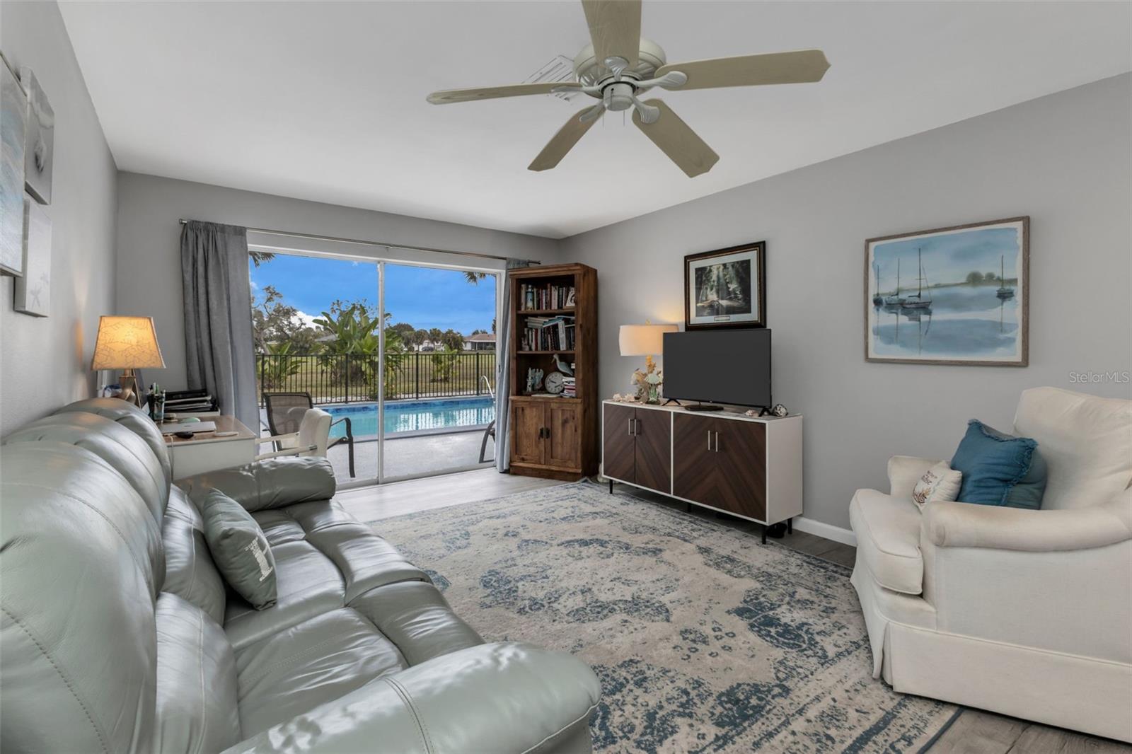 ROTONDA WEST OAKLAND HILLS - Residential