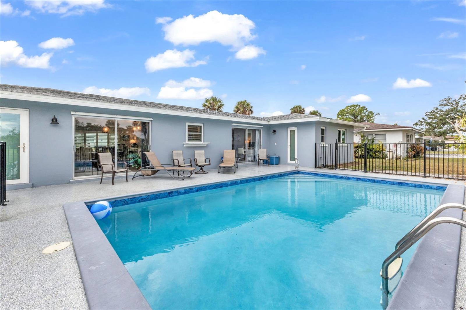 ROTONDA WEST OAKLAND HILLS - Residential