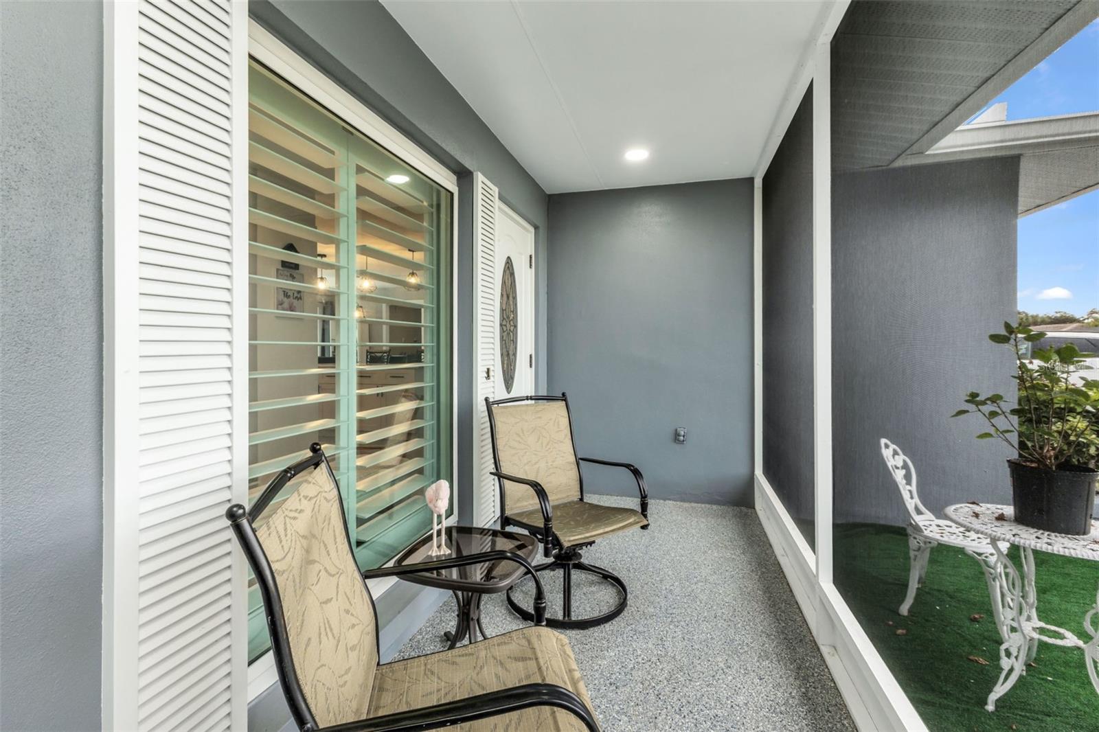 16 OAKLAND HILLS PLACE